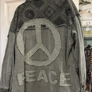 Oversized will fit up to xl Gray green Peace Sign Jacket